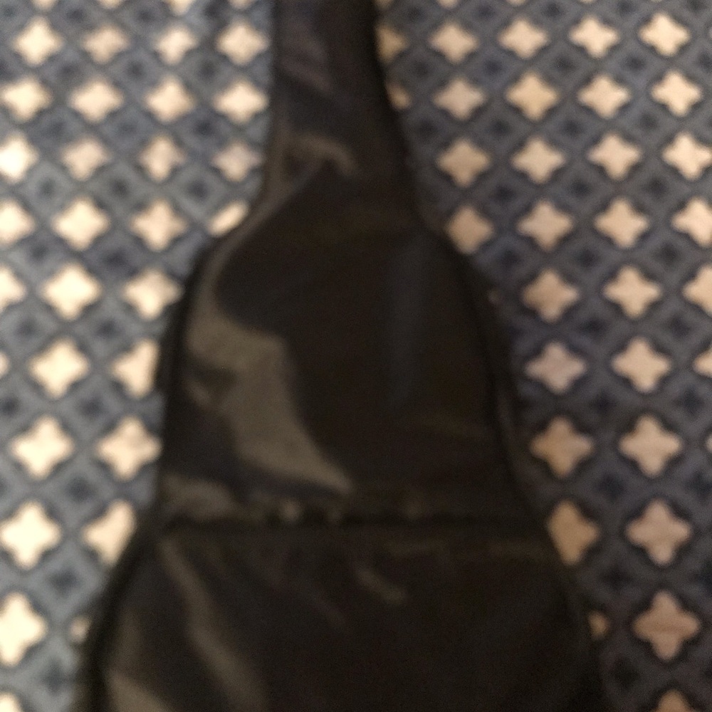 Guitar - Picture 4 of 4